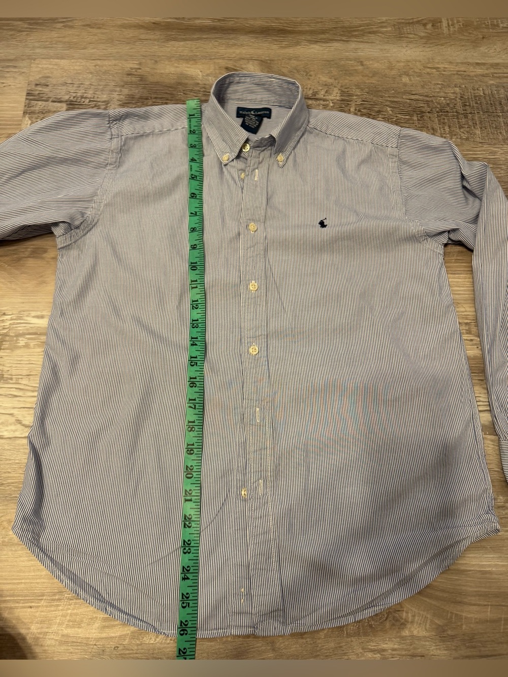Ralph Lauren striped cotton shirt with a relaxed fit and signature logo. Based - Picture 16 of 16